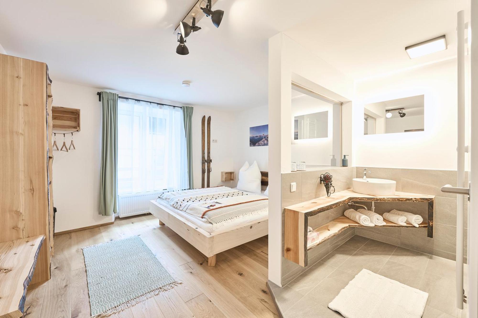 Gaestehaus Zeitraum 아드몬트 외부 사진